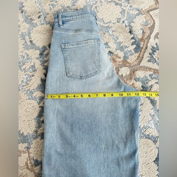 High rise, balloon Express denim Jeans light blue wash - Picture 8 of 8